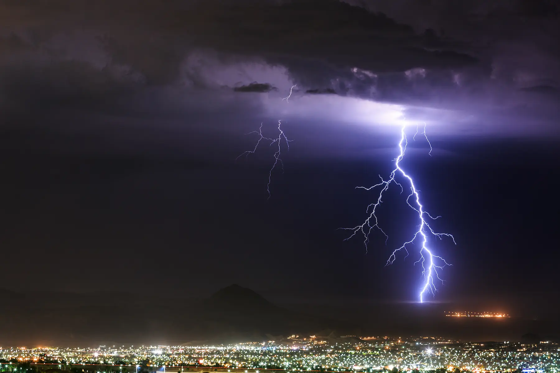 Las Vegas weather includes monsoon thunderstorms with intense lightning, but it's a myth that these storms are habitually severe.